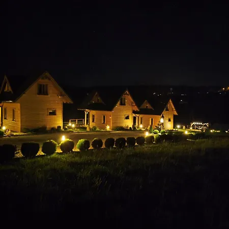 Lesna Przystan - Caloroczne Chalet *